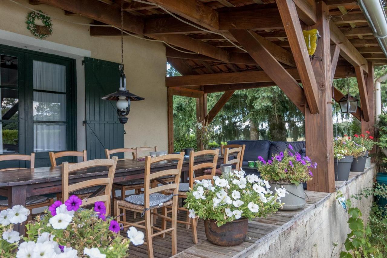 Вилла Les Cabanes De Rouffignac Экстерьер фото
